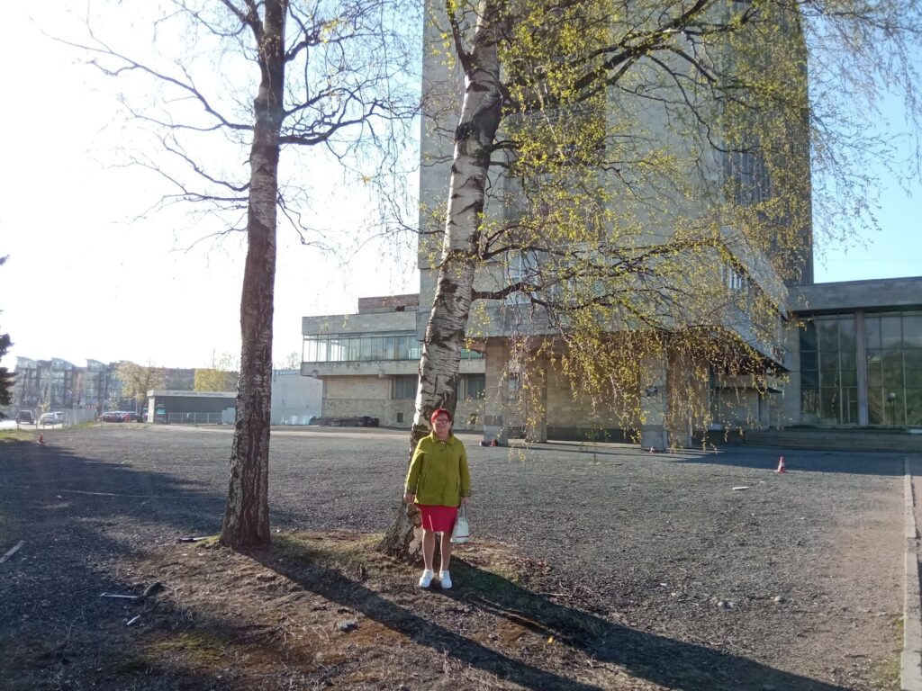 Это я