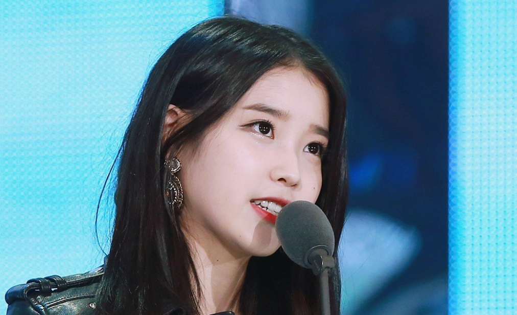 IU