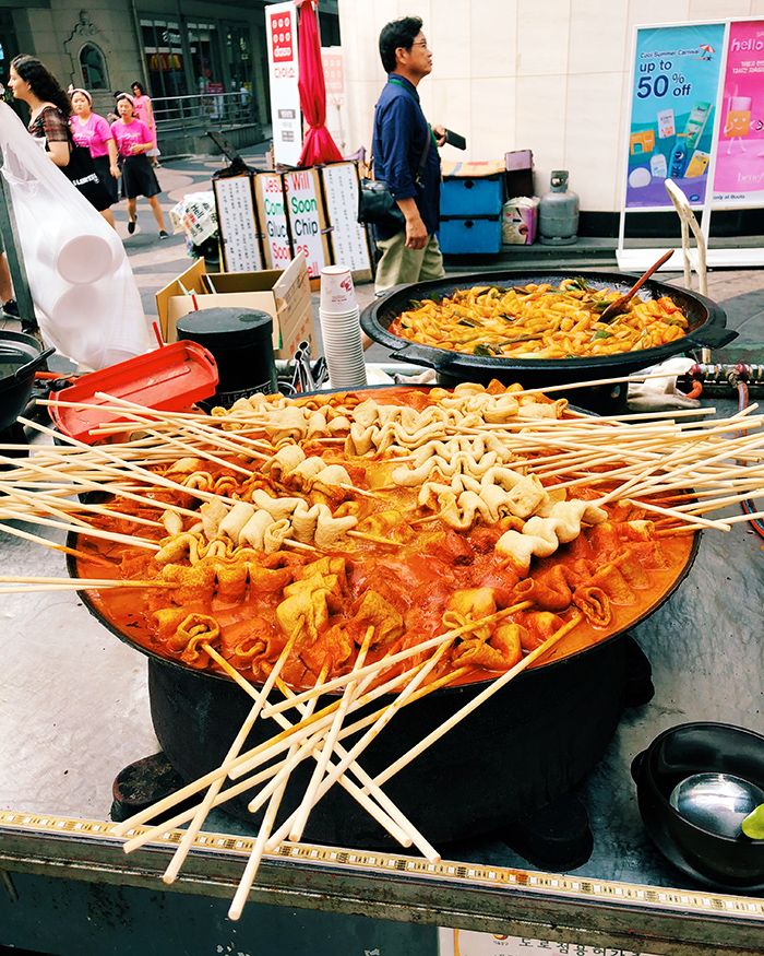 🍜 Уличная еда в Азии: гастрономический рай или лотерея со здоровьем?